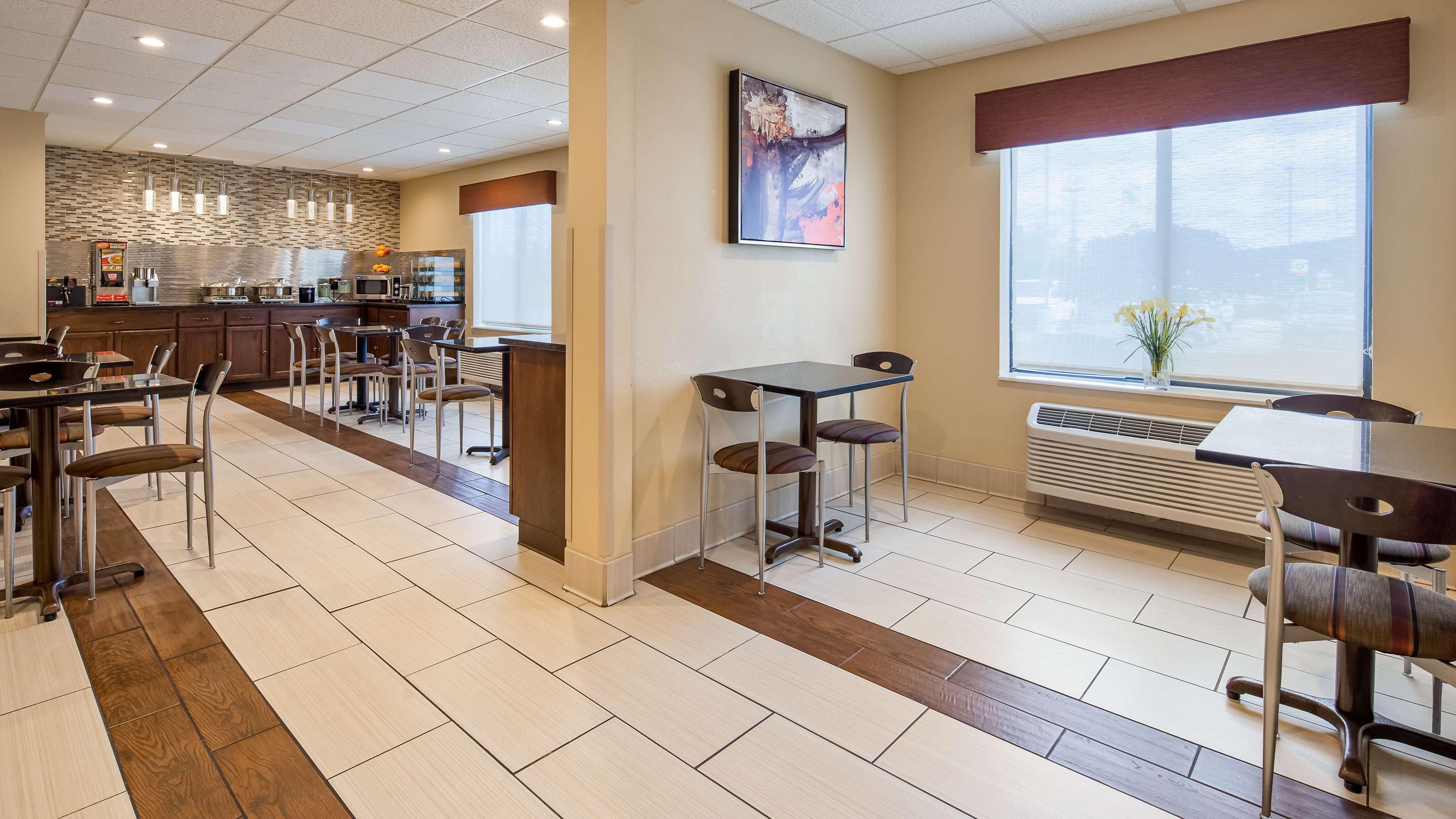 Best Western B R Guest Занесвилл Экстерьер фото